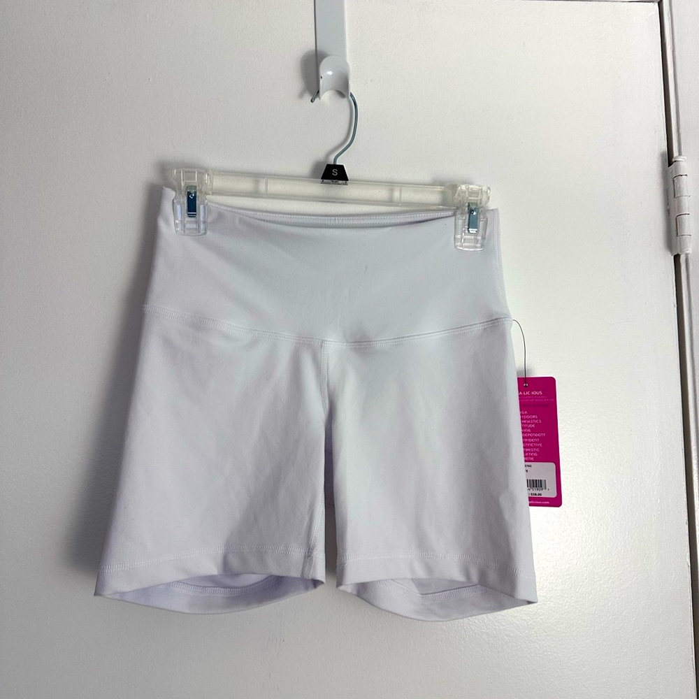 NWT yoga shorts